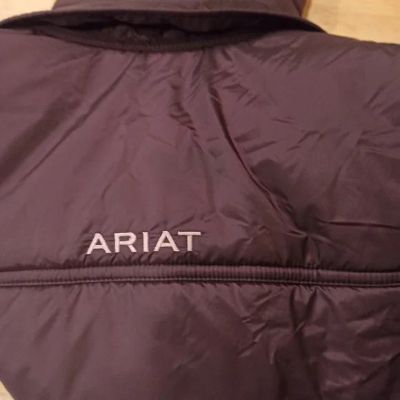 Ariat Women's REAL Puffer Trucker Jacket, Mulberry Wine Size Medium